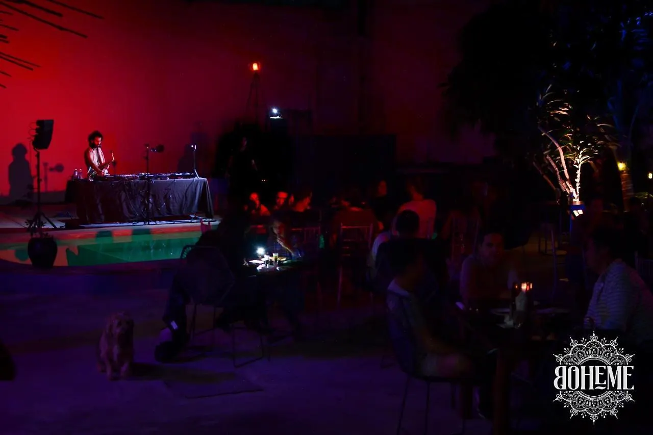 Radio Tulum Hotel